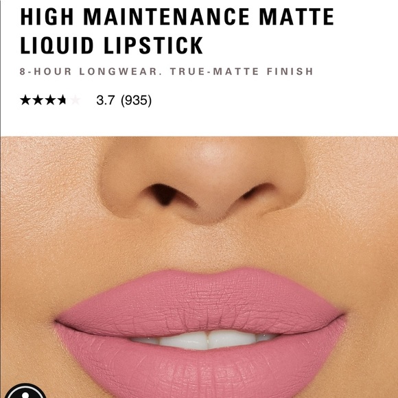 Kylie Jenner Matte lipstick - Picture 2 of 7